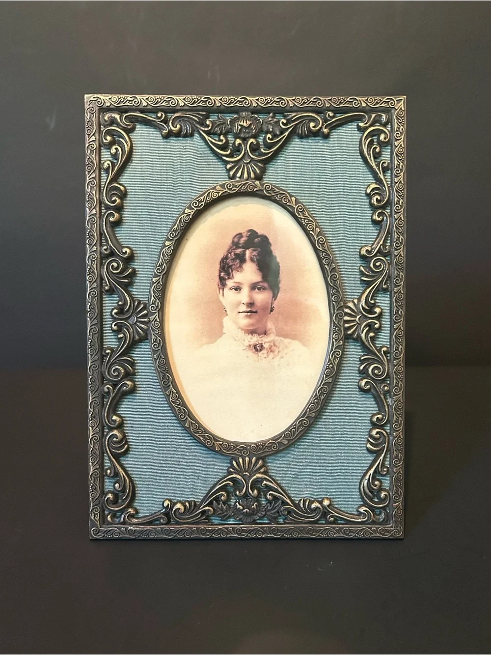 Vintage-Style Green Ornate Picture Frame - Home Accents